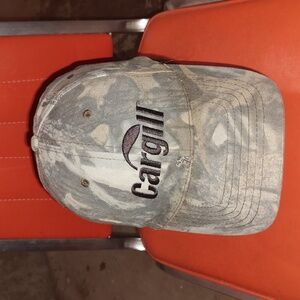 Cargill Seeds Farmers Hunting Hat Cap Mossy Oak Camo Adjustable Hook Loop Back
